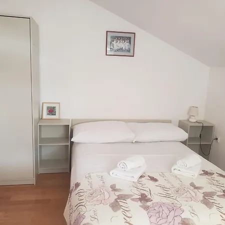 Apartman Mara Vodice